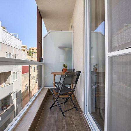 Private Apartment Minutes To Sliema Malta, 2 Ac'S, Netflix Gzira Zewnętrze zdjęcie